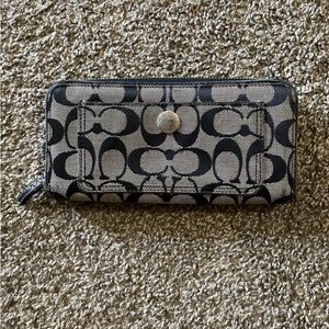 Coach Monogram Black and Gray Wallet